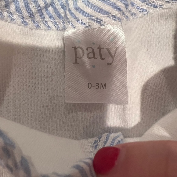 Paty Baby White/Blue Button Up Onesie in size 0-3 months - Picture 3 of 3
